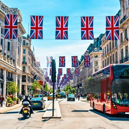 Mayfair Studio By Oxford Street - Luxurylondonstays